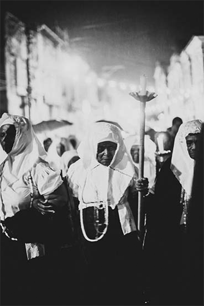 Procesión I