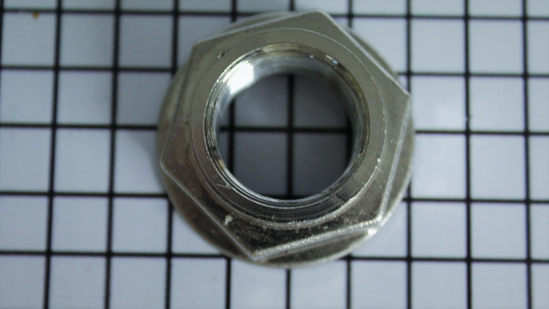 Tuerca Alta Lavadora LG 420FA4208B CR440953 | repuestos p...