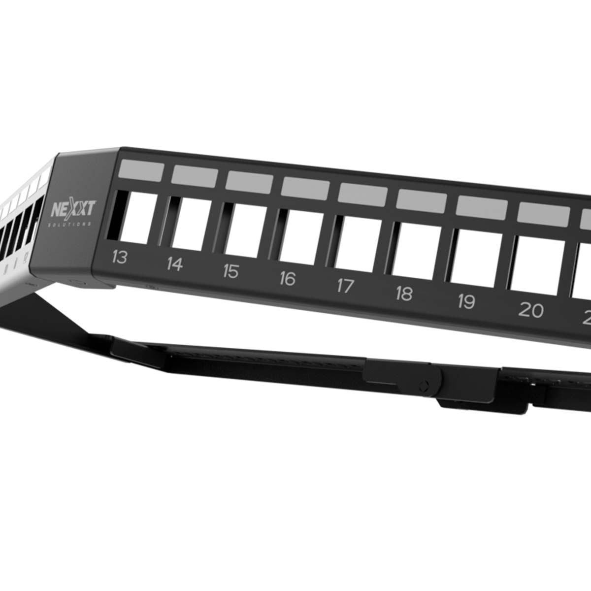 Nexxt PCGPSMO1U24ANBK montaje en rack