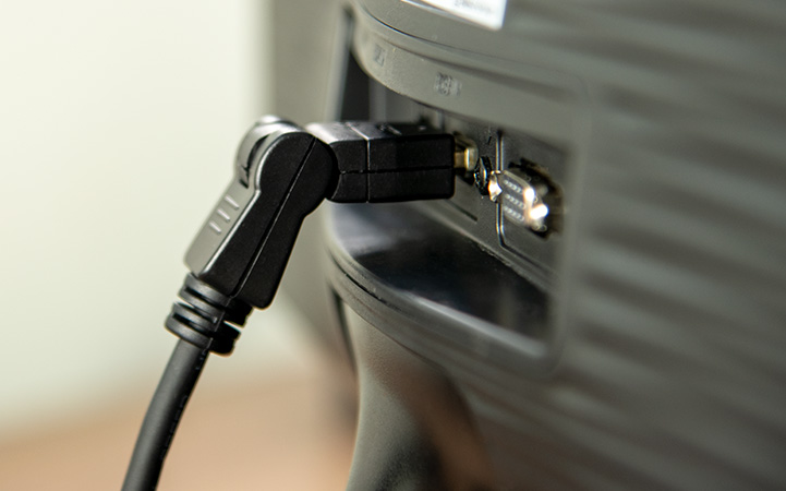 Xtech XTC-606 cable HDMI giratorio y pivotante de 1.8 metros