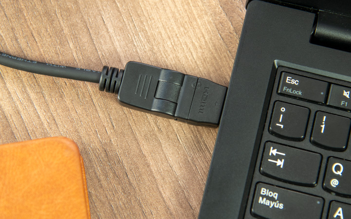 Cable HDMI Xtech XTC-606 con conectores macho a macho