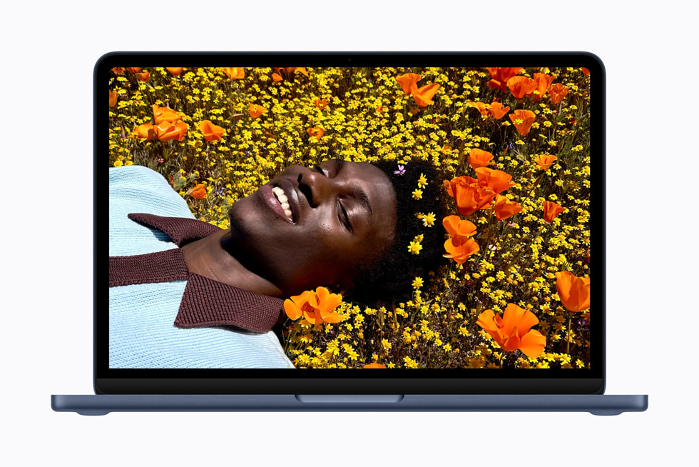 Pantalla Liquid Retina Apple MacBook Neo Índigo