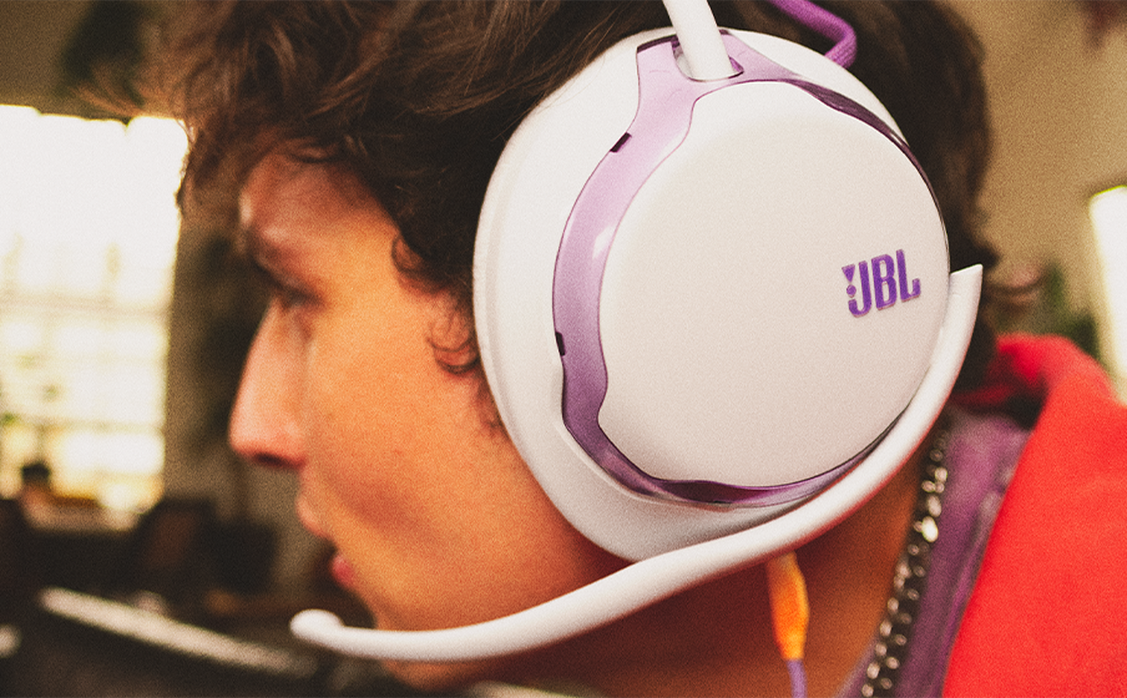 JBL Quantum 250 lifestyle linea gamer