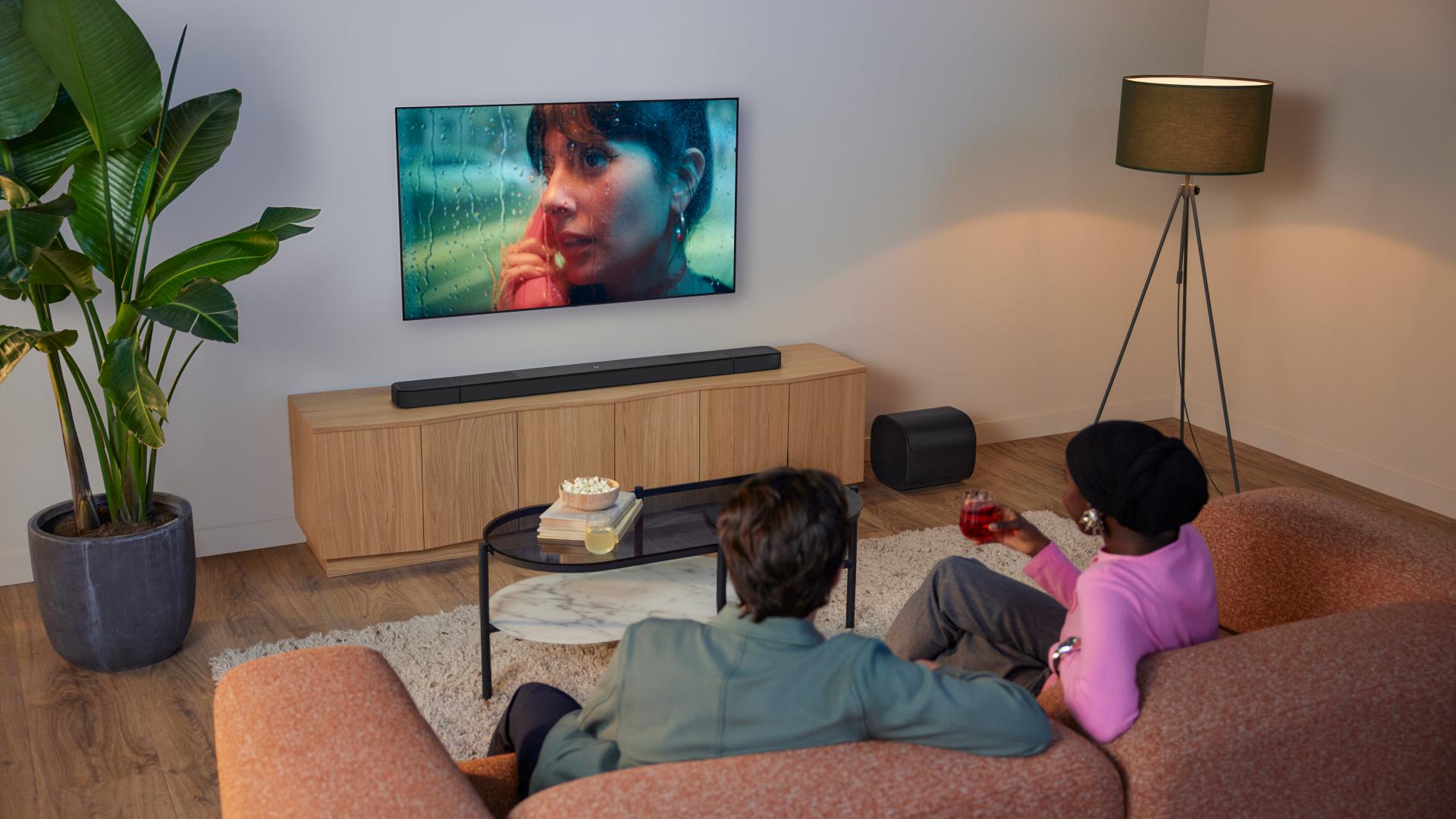 JBL Bar 1300XMK2 en entorno lifestyle de sala
