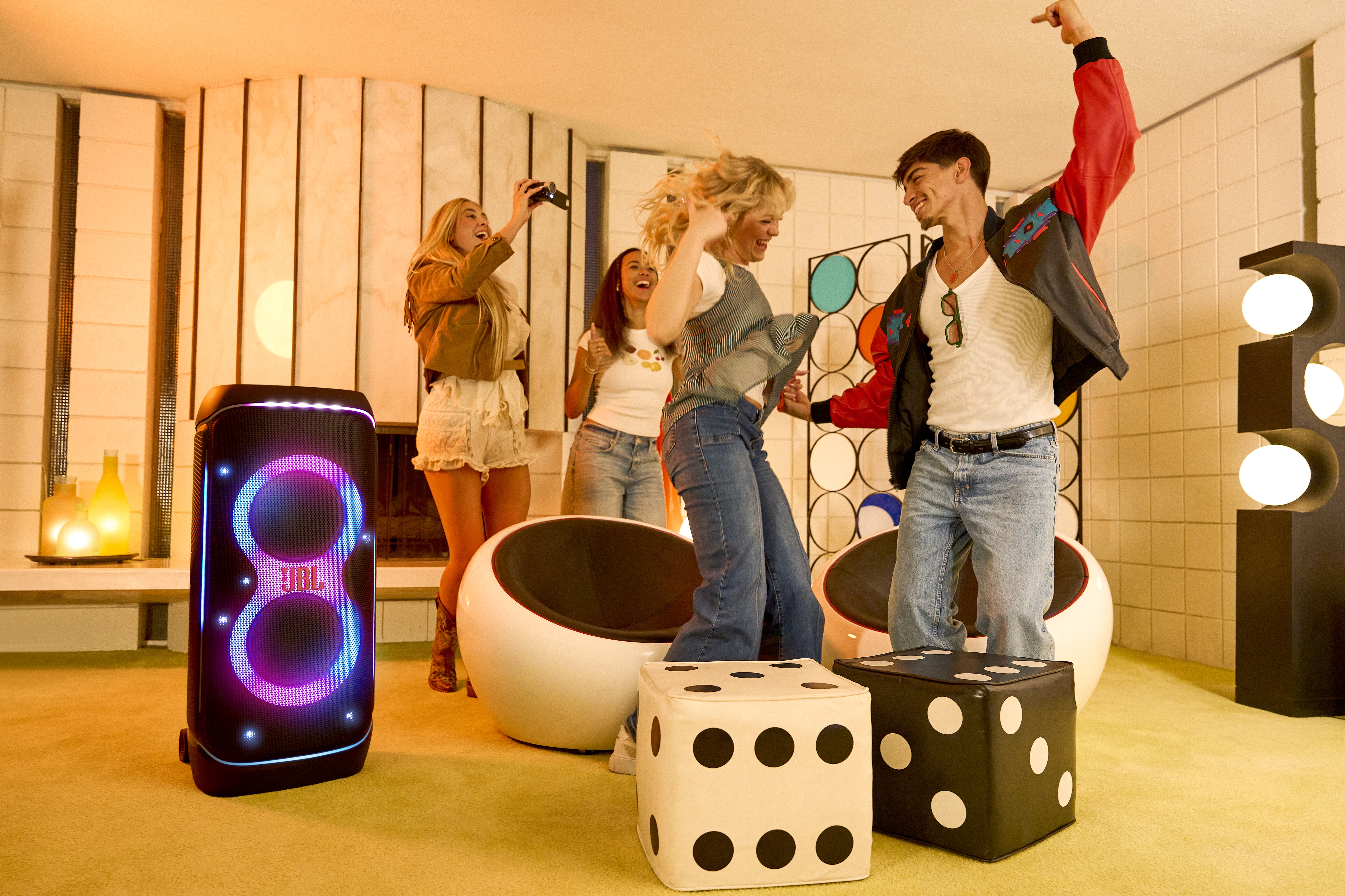 JBL PartyBox 720 uso lifestyle