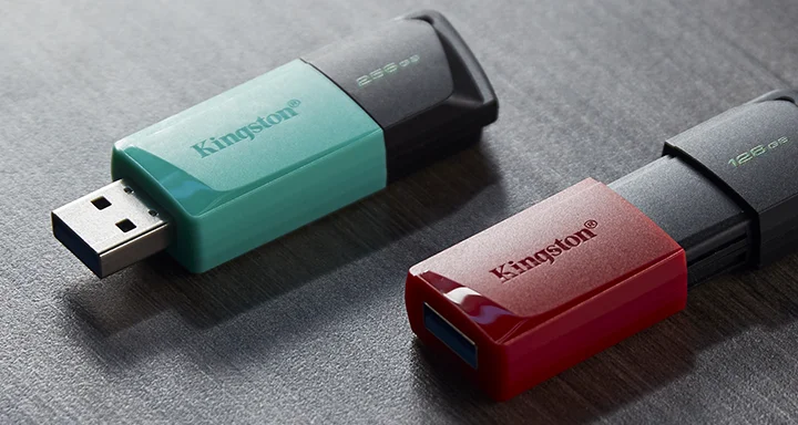 Kingston DataTraveler Exodia M con tapa móvil