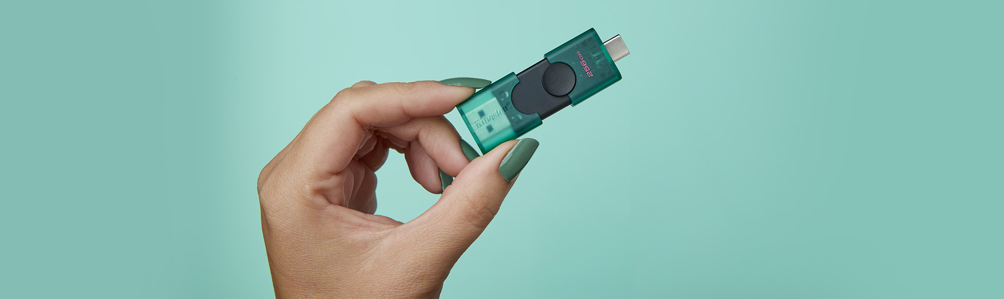Conector USB-C y doble tapa móvil del Kingston DataTraveler Duo G2