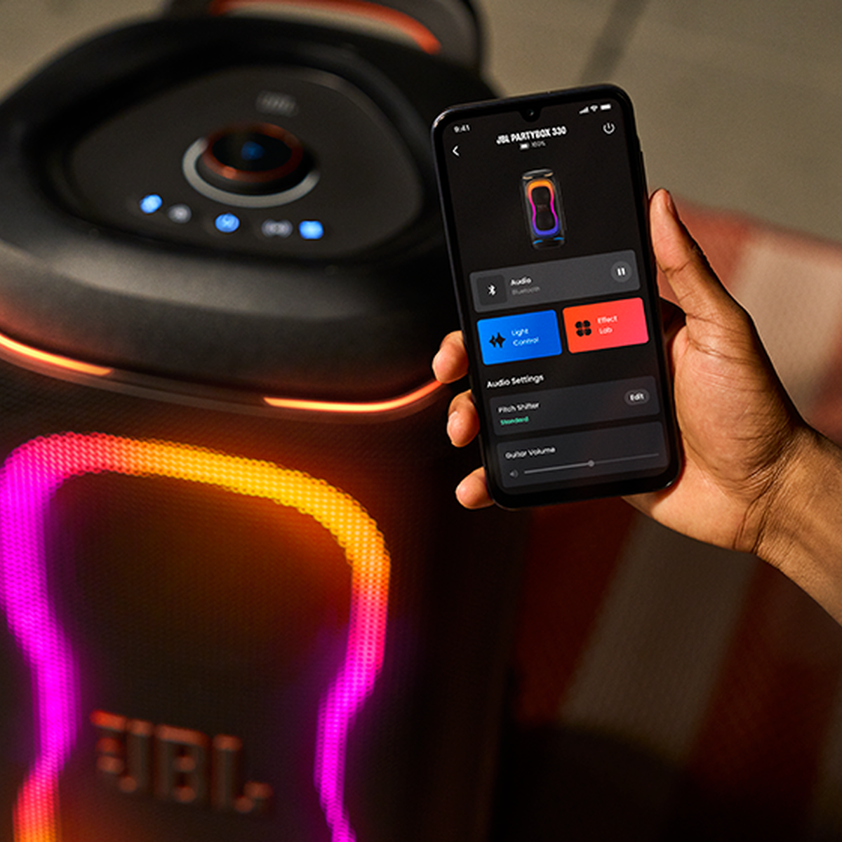 Control del JBL PartyBox 330 mediante la aplicación JBL One