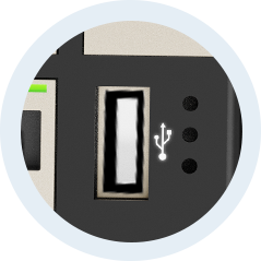Puerto USB de la PDU Forza FPD-3012M0US