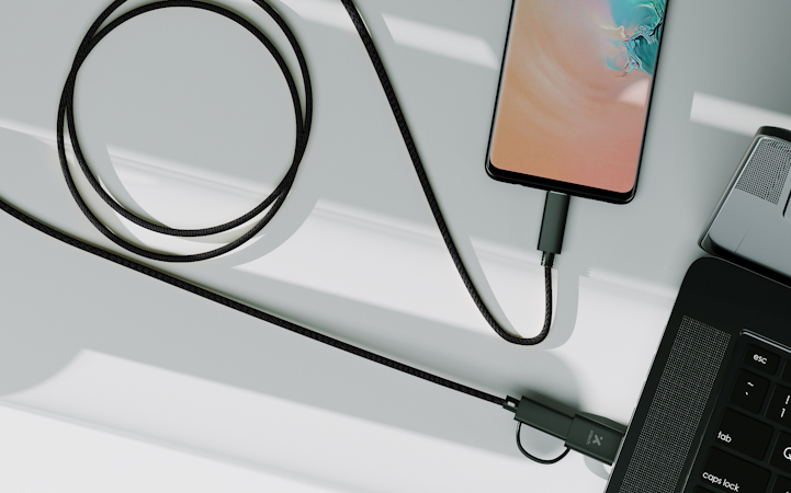 Cable Xtech XTC-532 para carga y datos USB-C con adaptador USB-A
