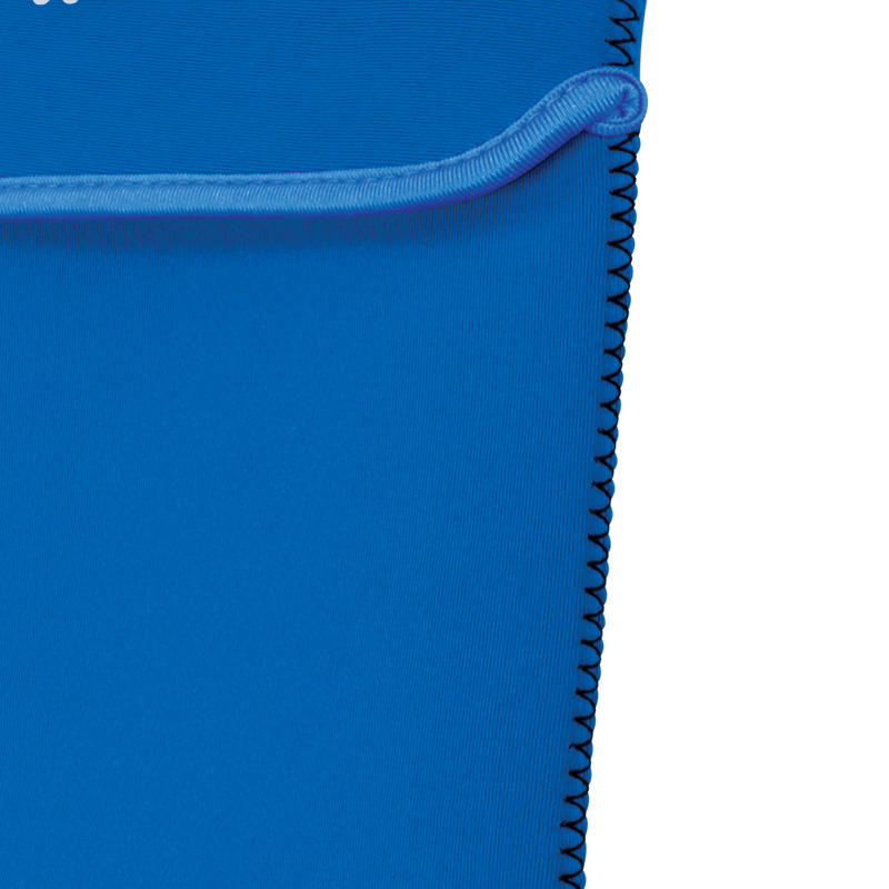 Klip Xtreme KNS-415BL neopreno flexible y repelente al agua