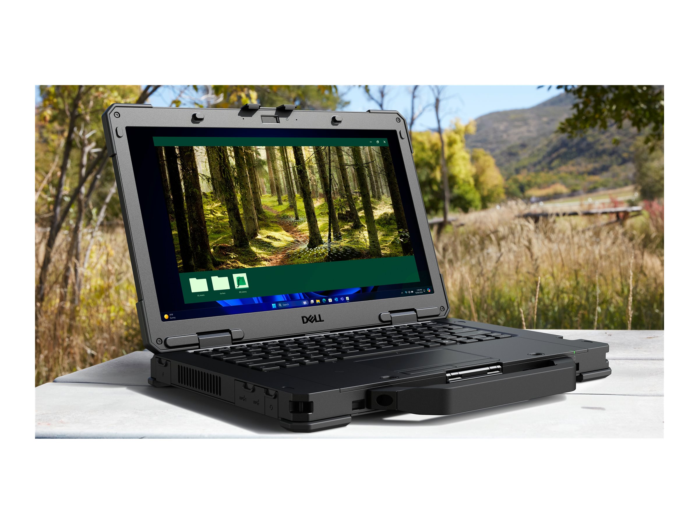 Dell Pro Rugged 14 RB14250 transportado en terreno