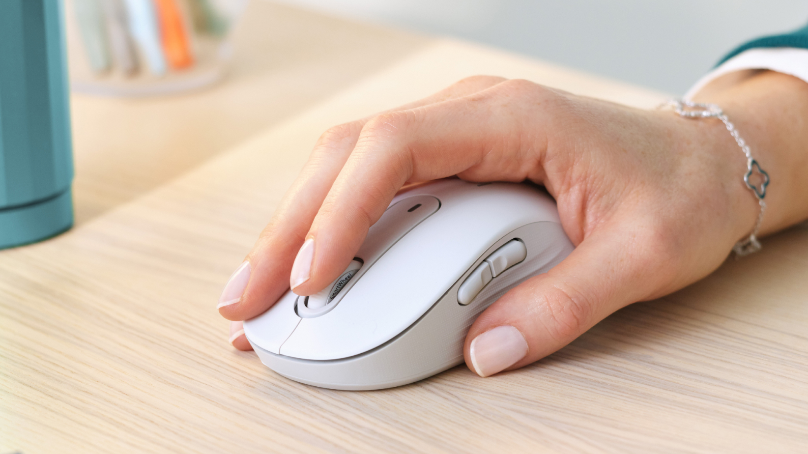 SmartWheel Logitech Signature M650 - imagen referencial de la familia