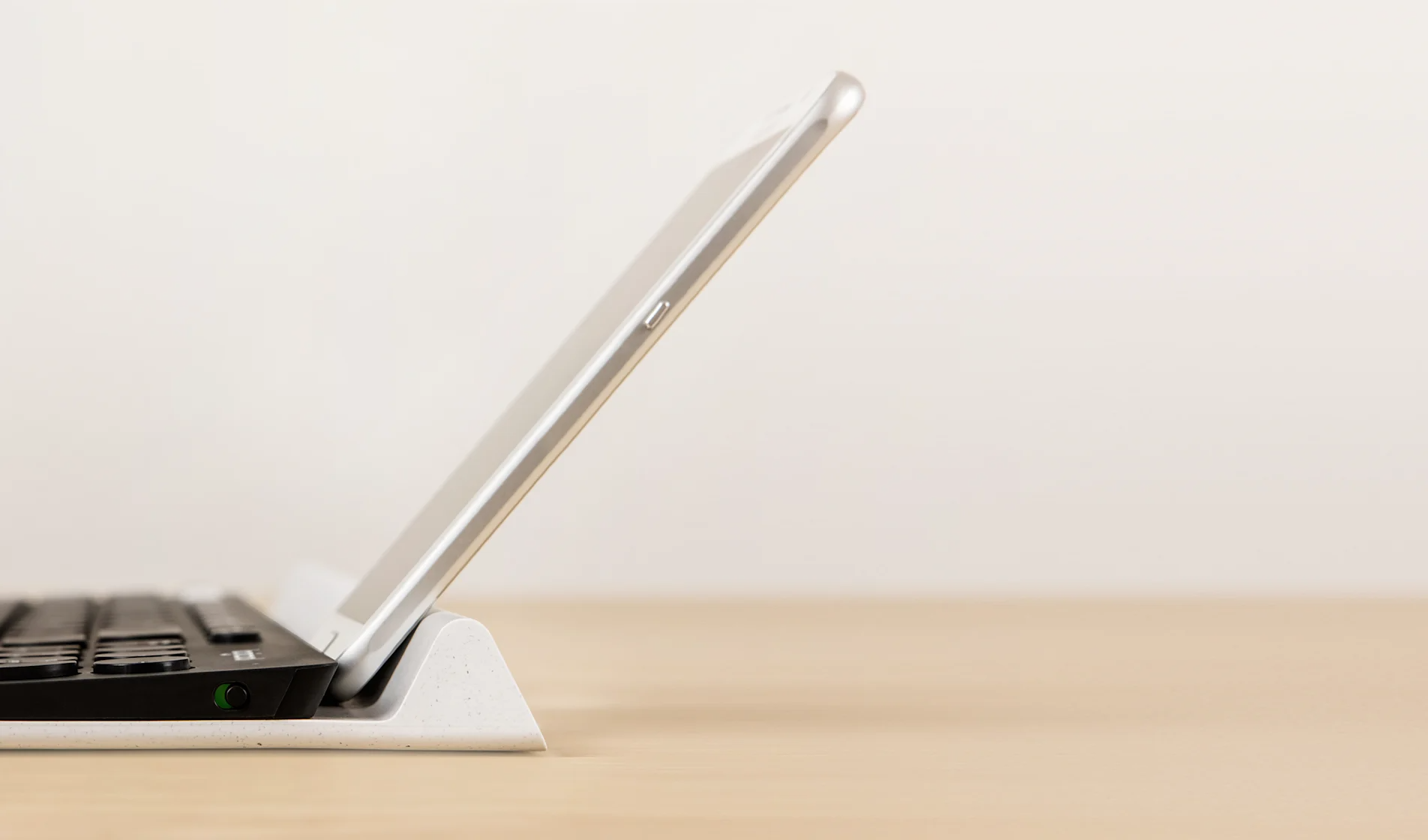 Logitech K780 Multi-Device escritura y escritorio