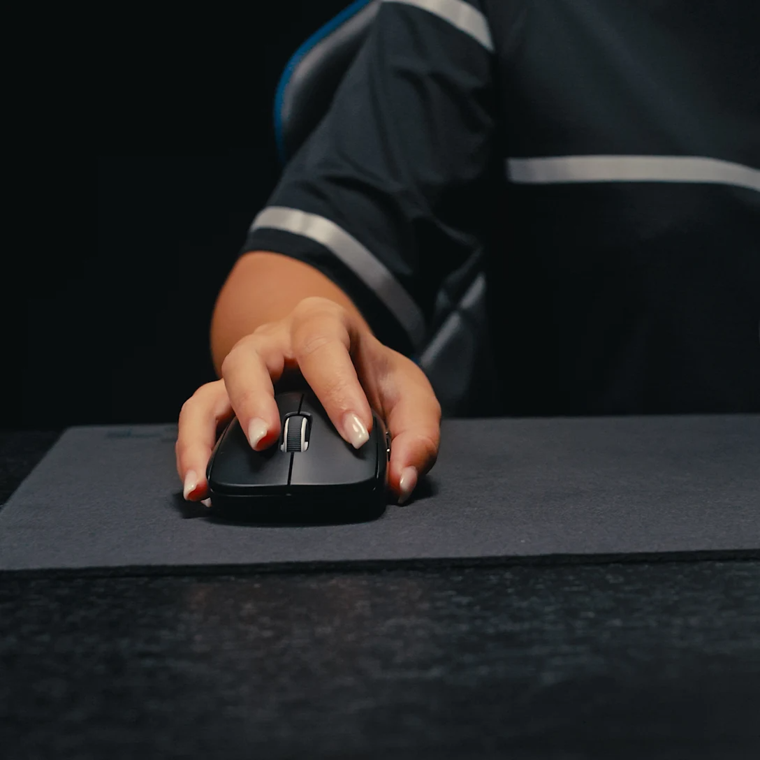 Logitech PRO X SUPERLIGHT 2 SE negro diseño ultraligero para gaming competitivo