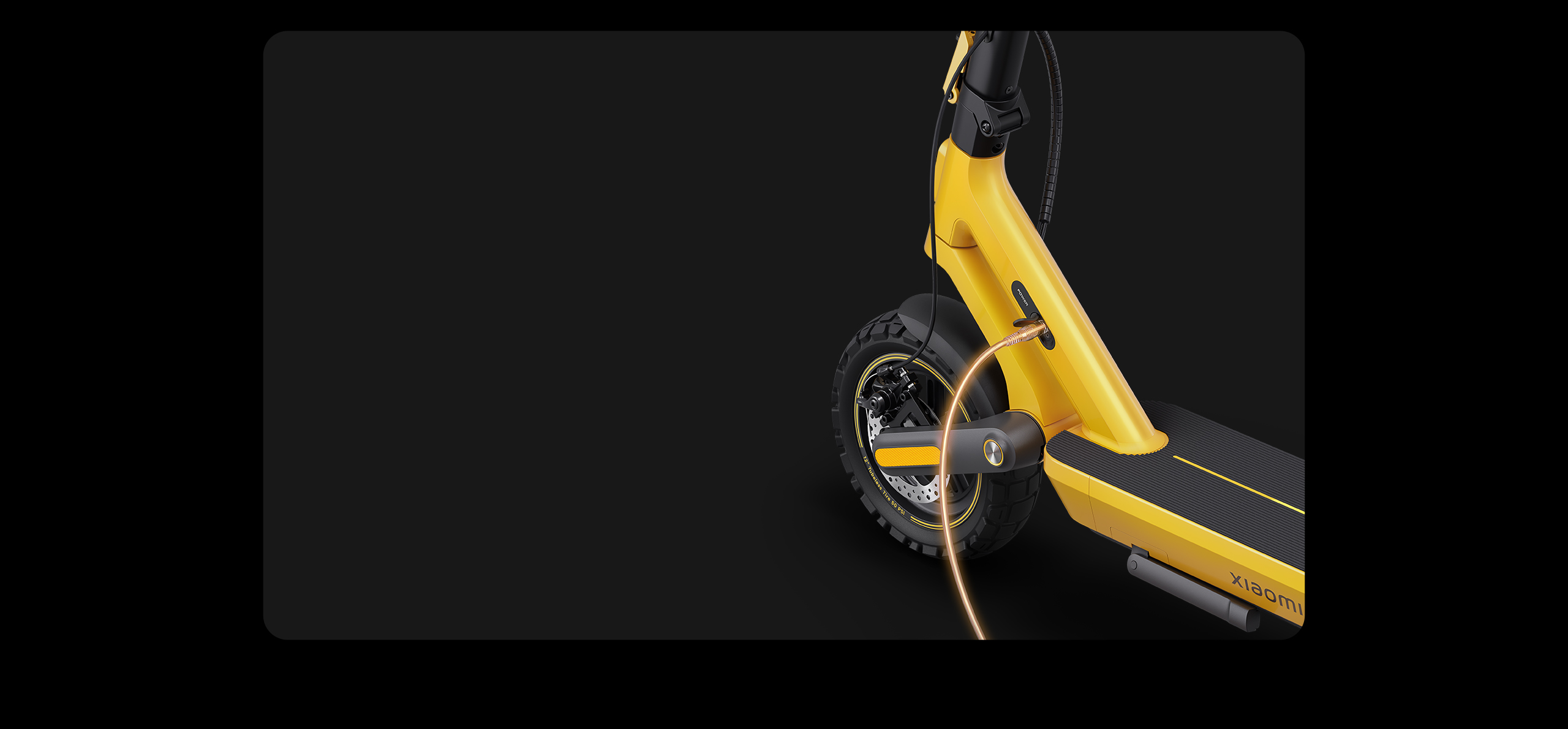 Xiaomi Electric Scooter 6 Ultra en uso urbano