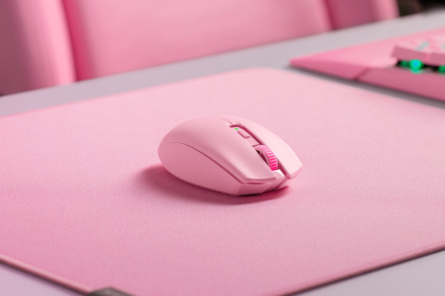Razer Orochi V2 2026 Quartz rosa, vista principal del mouse gamer inalámbrico