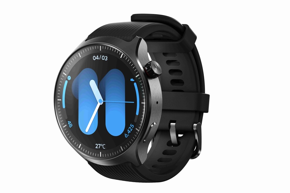 Motorola Moto Watch Ultra negro, vista frontal de la pantalla y correa