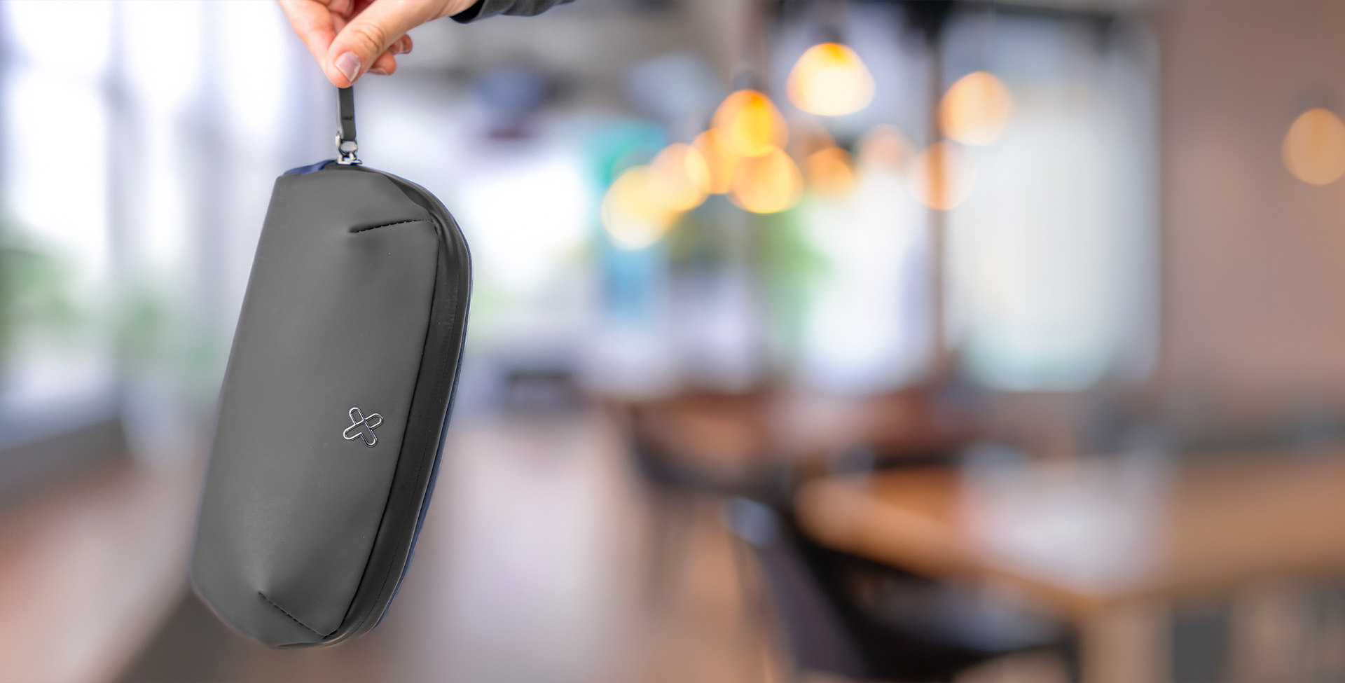 Estuche organizador Klip Xtreme Aurum KTO-251 para transportar accesorios