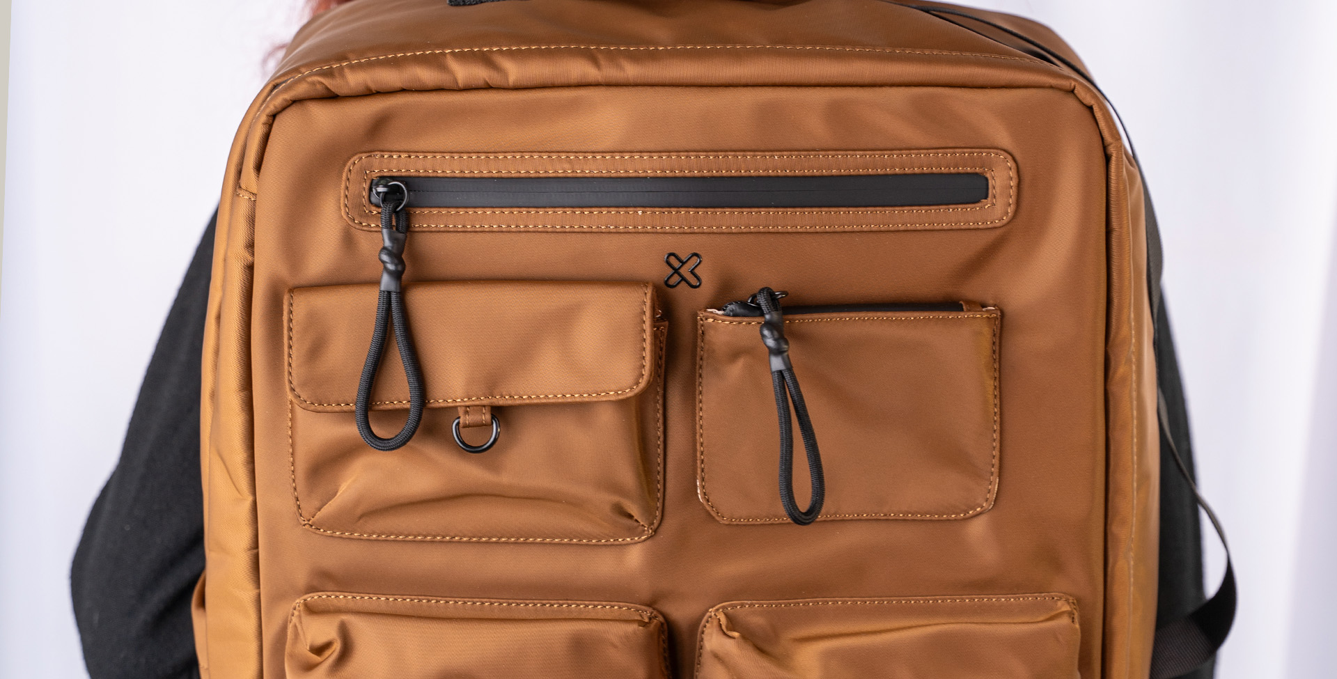 Detalles funcionales de la mochila para notebook Klip Xtreme Nomadia KNB-775