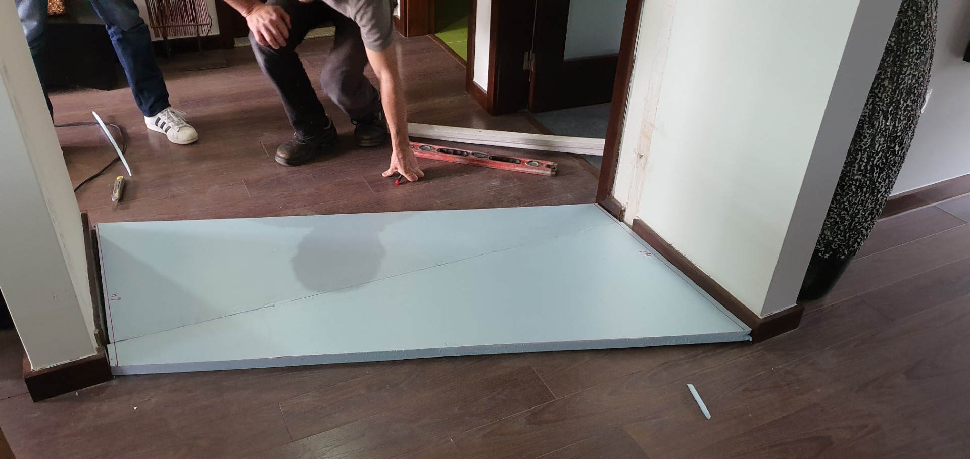 Montagem 130cm x 70cm x 60cm