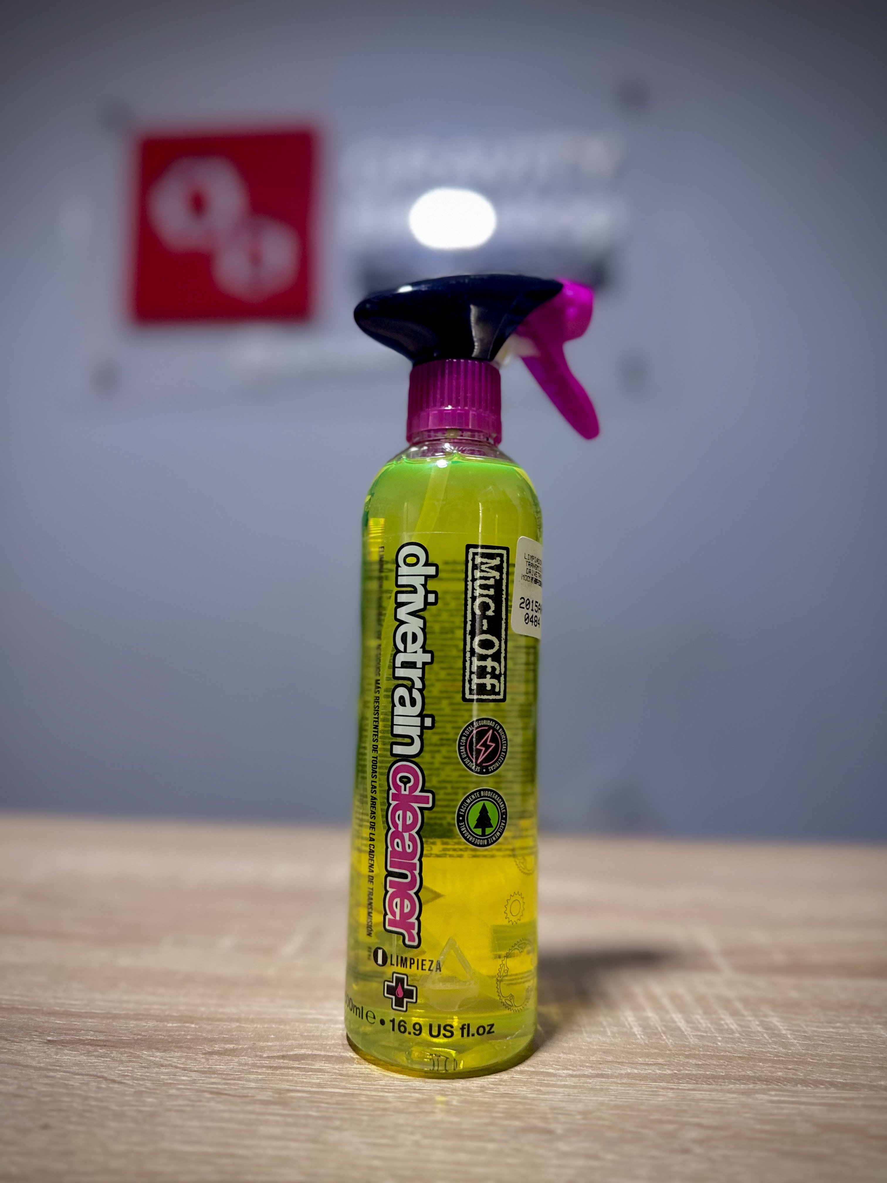 LIMPIADOR MUC-OFF DE TRANSMISIÓN - Bio drivetrain cleaner 500 ml (Con Gatillo)