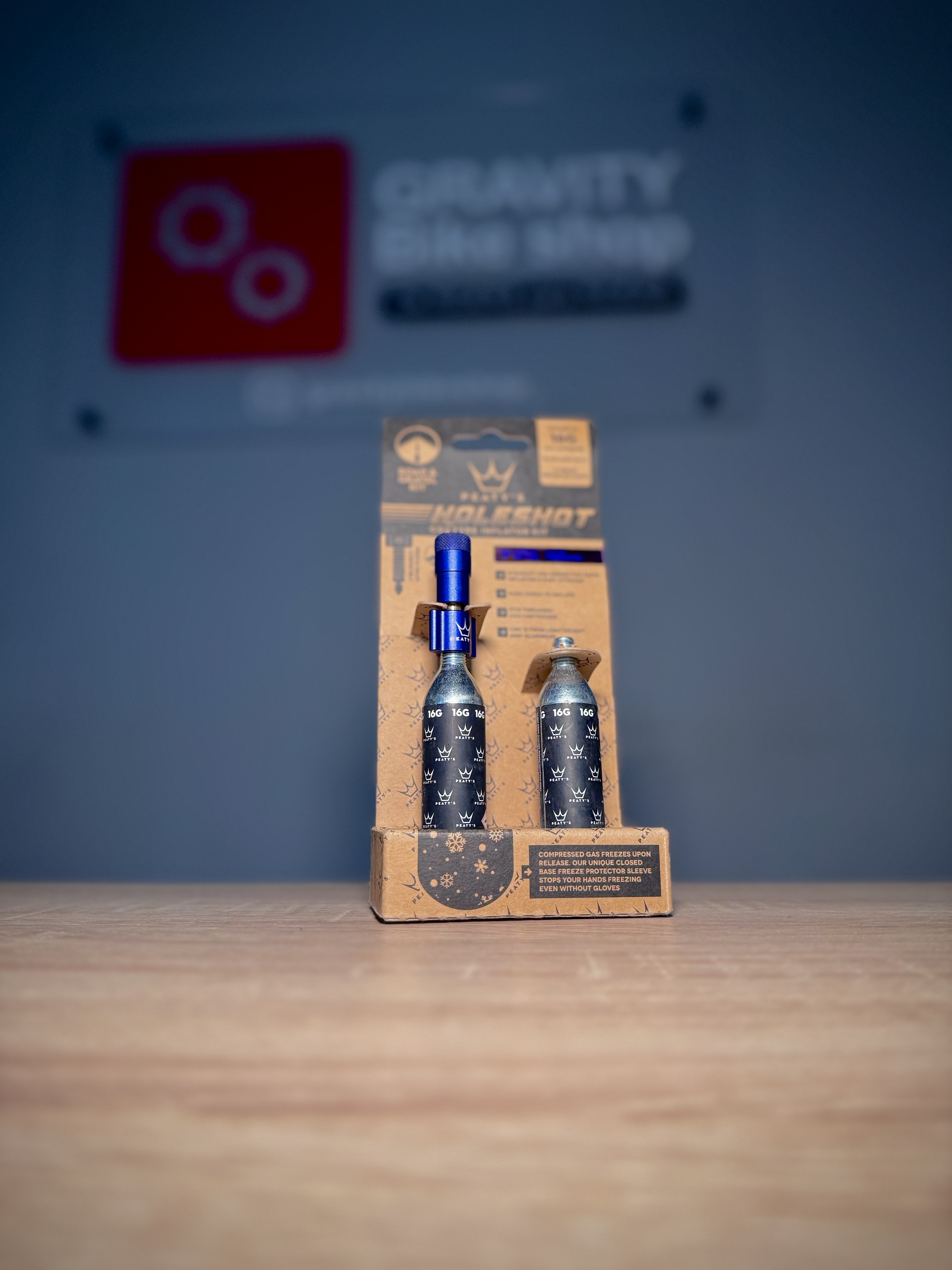 KIT PEATY'S CO2 PARA INFLADO DE NEUMÁTICOS - 16 g.