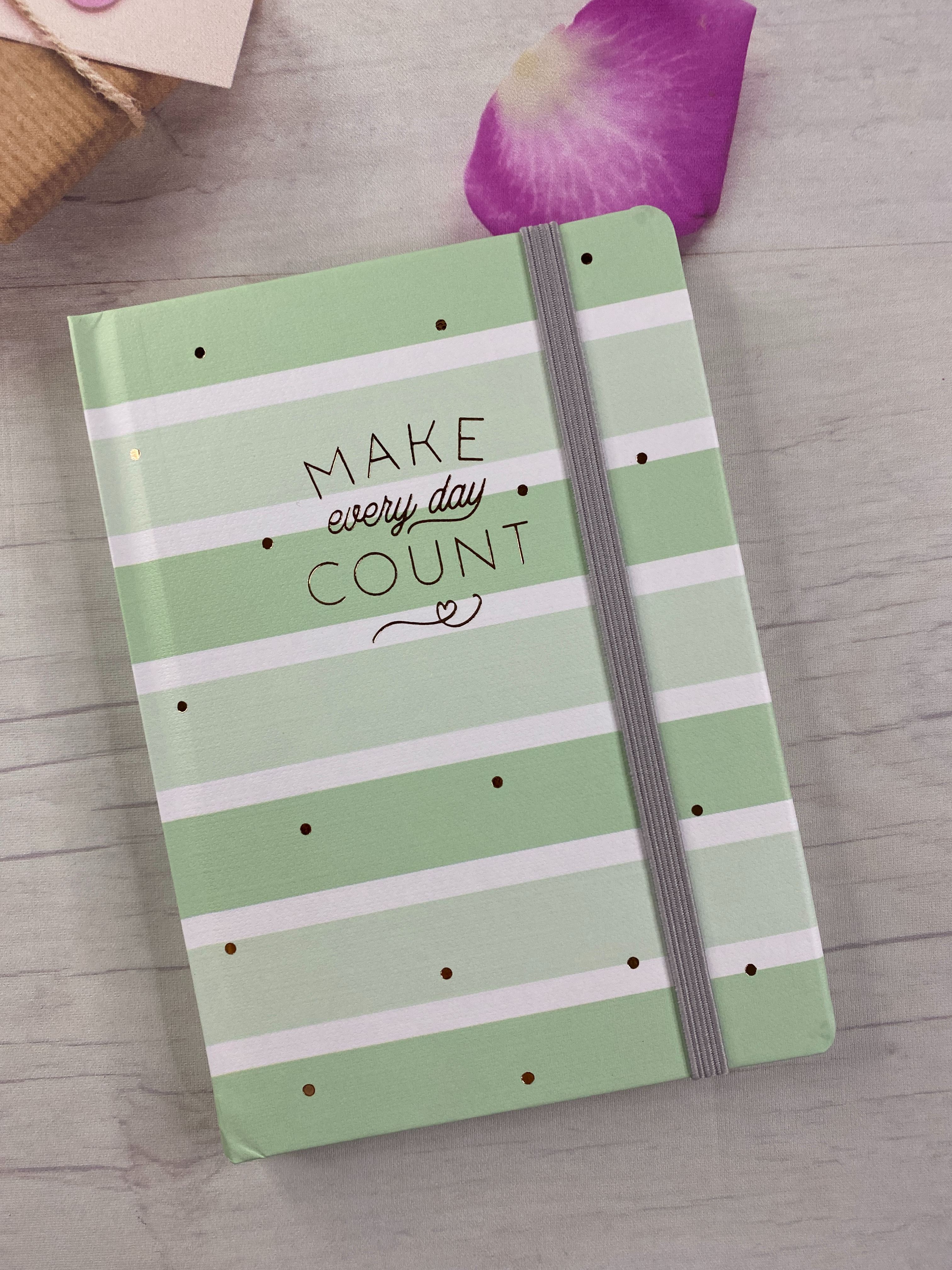 Libreta Soho Pequeña Punteada Tilibra