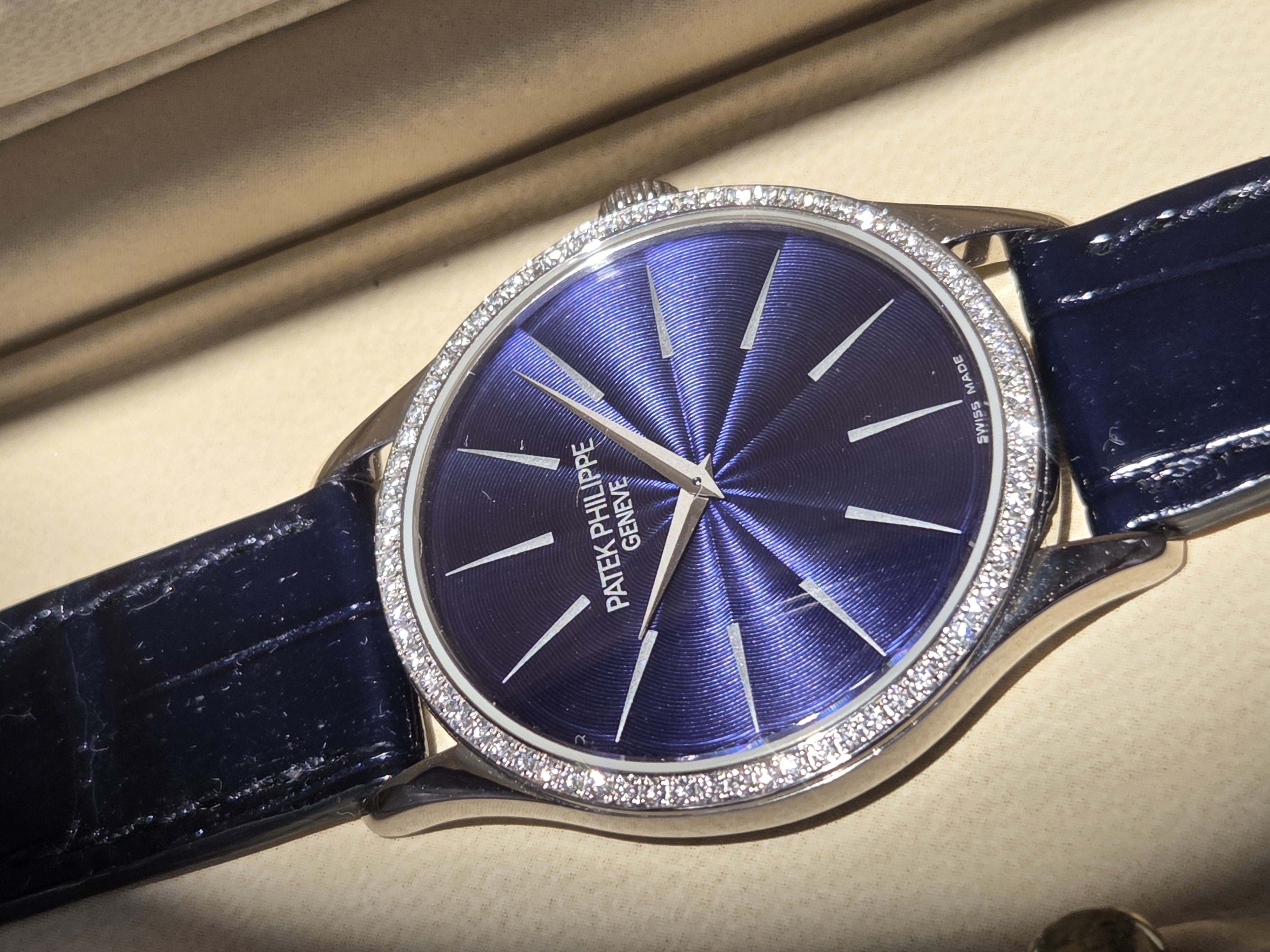 Imagem 2 de Patek Philippe "Calatrava 4896"