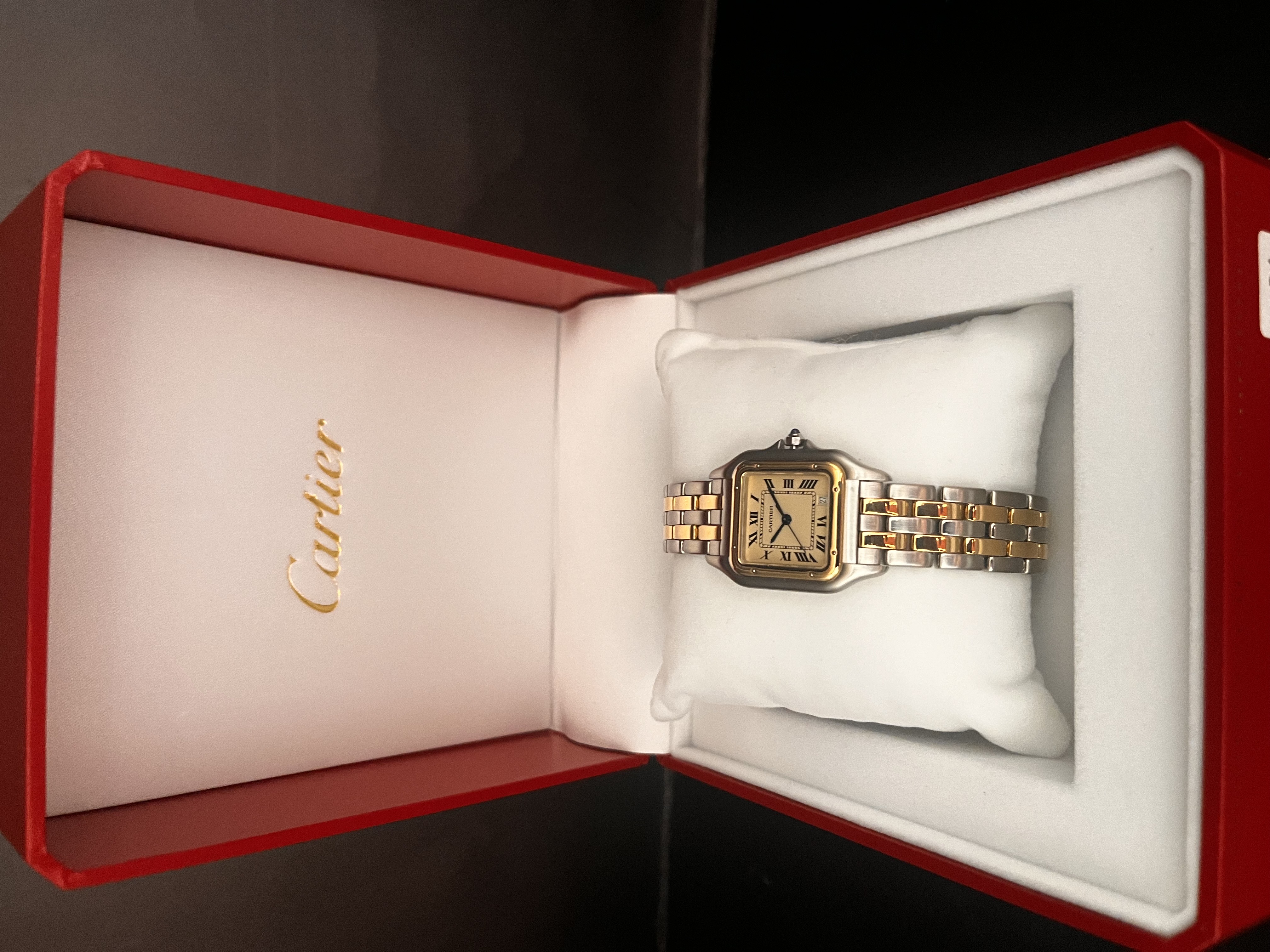 Cartier “Panthère” médio 