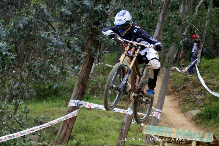 Nukeproof Giga